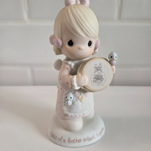 Vintage Precious Moments Birds of a Feather Collect Together 1986 - Picture 1 of 3